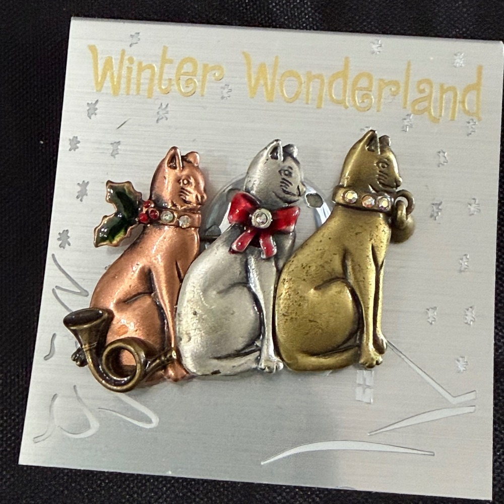 Winter Wonderland Mixed Metal Christmas Cat Brooch Pin Rhinestone Festive New